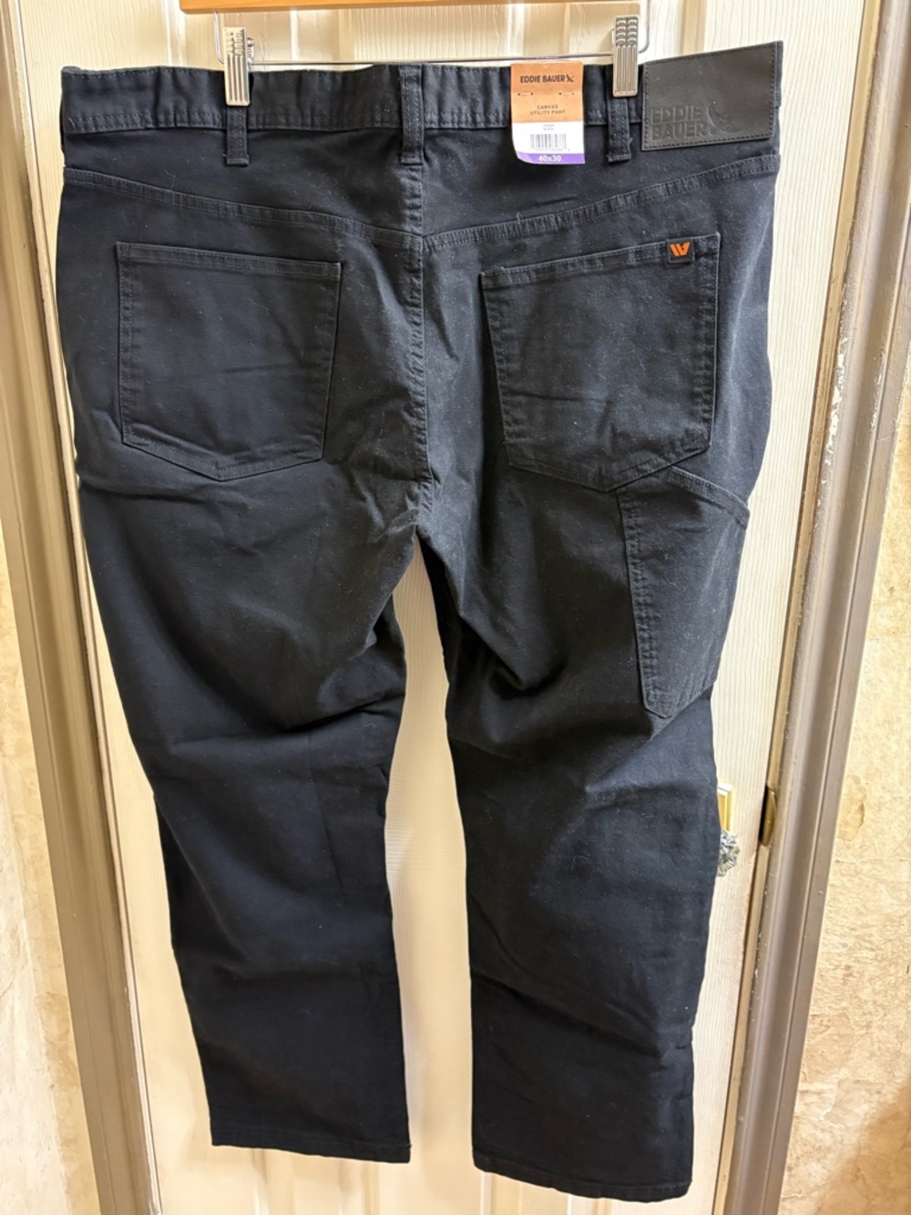 NWT Eddie Bauer Black Canvas Utility Pants Sz 40x30 - Picture 2 of 3